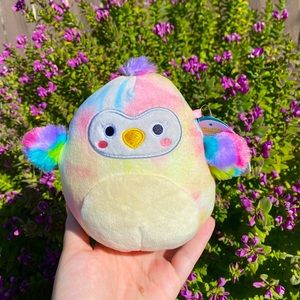 BNWT Carmella the Rainbow Toucan Bird Summer 5 Inch Squishmallow